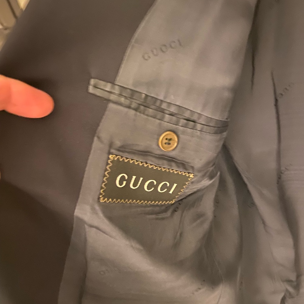 Gucci Vintage three button navy Blazer w/silver “GG” buttons. - Picture 5 of 10